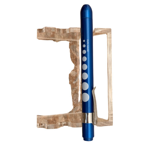 Linterna de examinación metálica